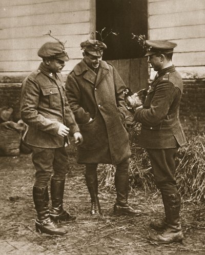 Un tipico gruppo britannico: soldati con vischio e un pollo per Natale, illustrazione da The Illustrated War News da English Photographer